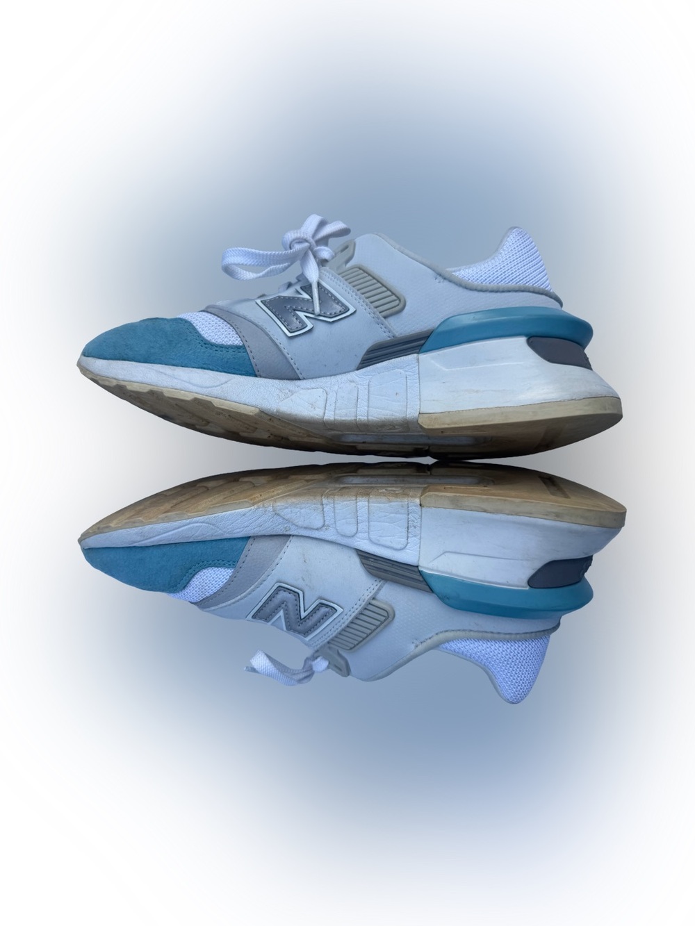New Balance Women’s 997 Sport Sneakers- Size 8.5